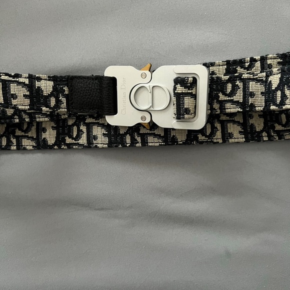 Dior belt - Picture 1 of 3